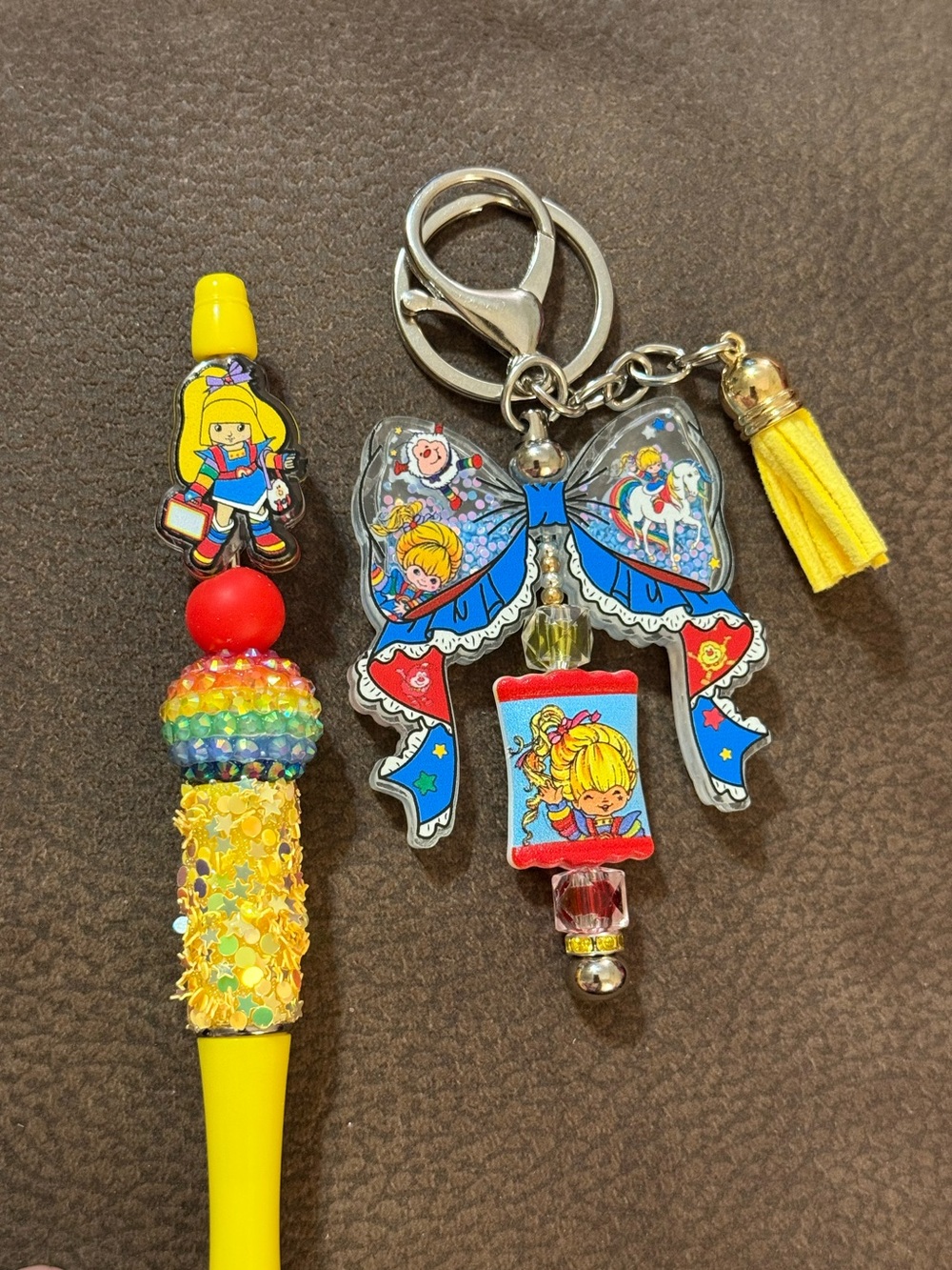Rainbow Brite pen keychain set